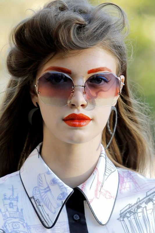 Женские солнцезащитные очки 2021: самые модные модели