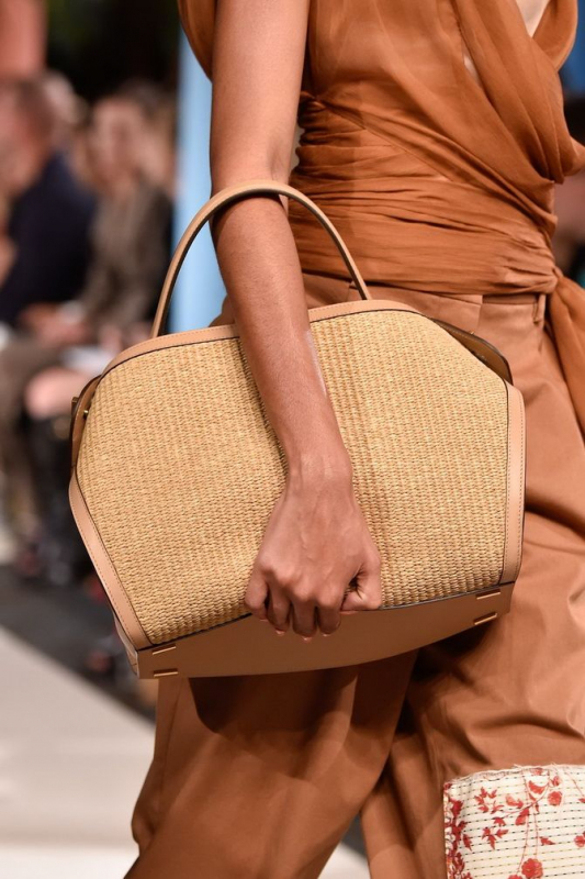 Модные сумки весна-лето 2021: 10 свежих трендов