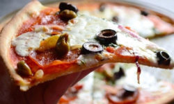 Тонкая основа для пиццы — проверенный рецепт